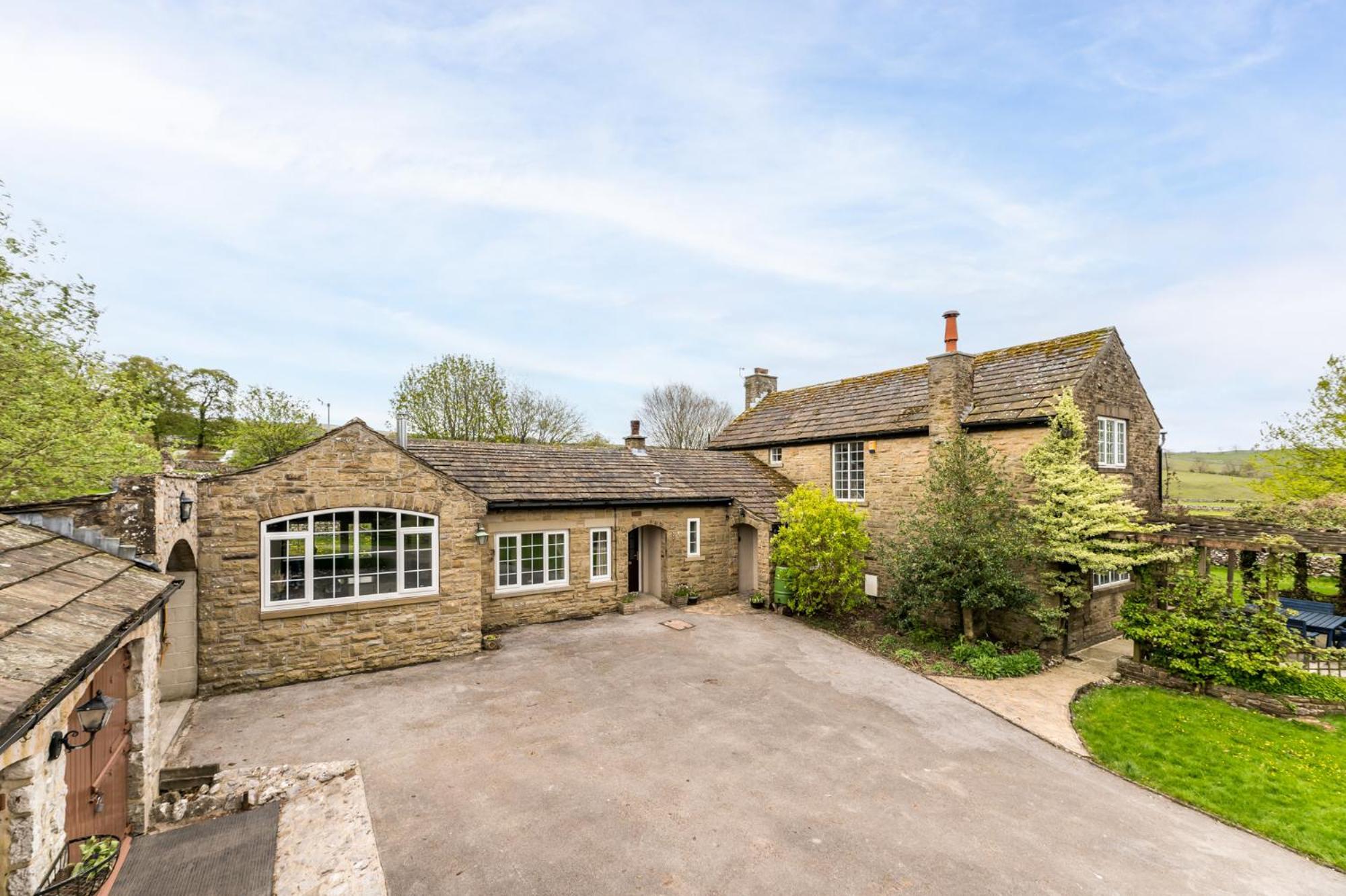 Central Malham Wellbeing Escape With Hot Tub Sleeps 8 Dış mekan fotoğraf